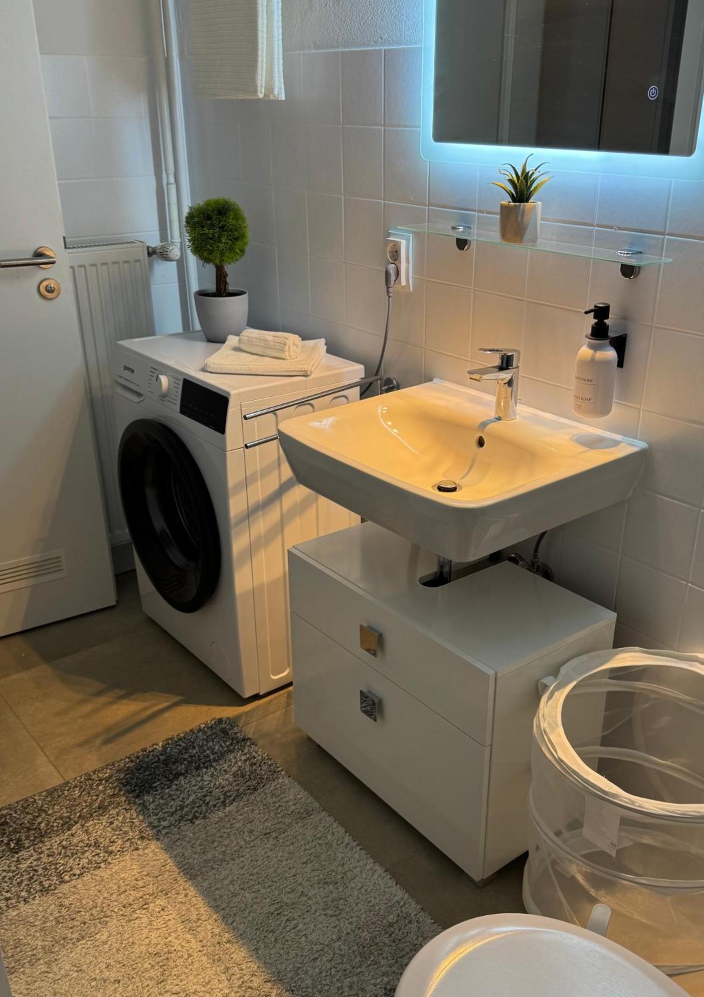 Moderne Wohnung Mit Waldflair Und Kaffeegenuss Paderborn Luaran gambar